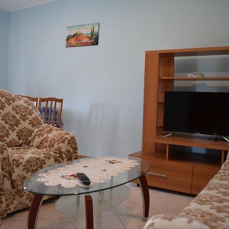 Apartment Vera Štinjan Buitenkant foto