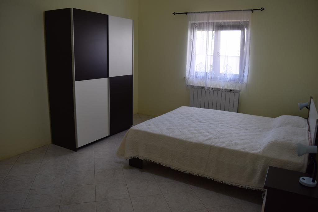 Apartment Vera Štinjan Buitenkant foto